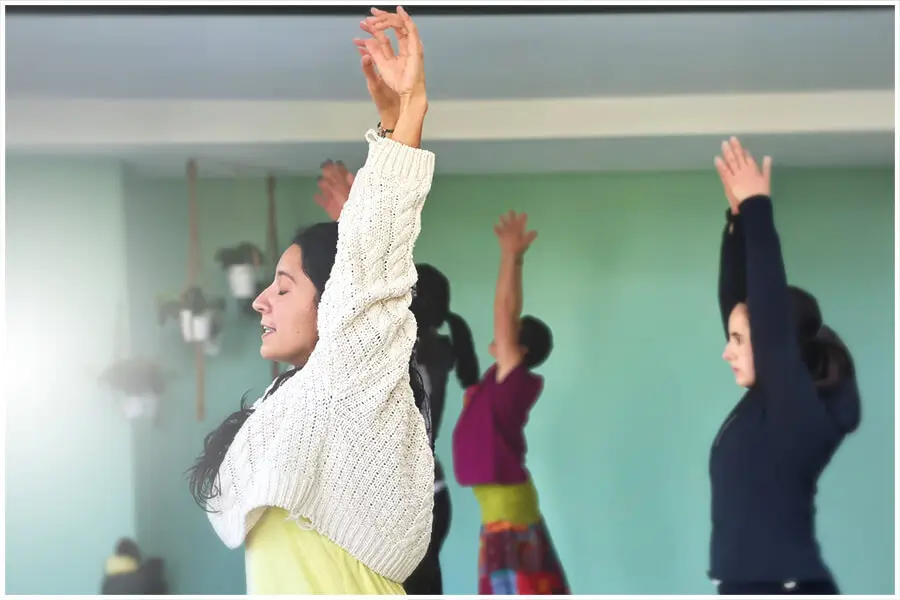 Grupo en clase de Yoga Cromática en Centro Kanda, Lomas de Bezares, CDMX