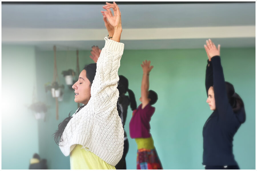 Clase de Yoga Cromática en Centro Kanda, yoga en Lomas de Bezares, CDMX
